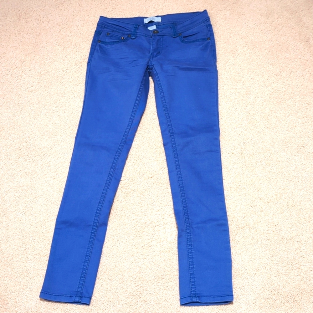 Lola jeans skinny blue cobalt color Size 7 or 27